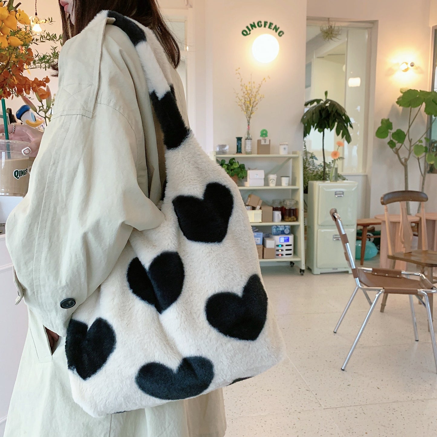 Autumn and Winter New Plush Love Tote Bag Women's One Shoulder Large Capacity Tank Top Bag ins Style Dual Use