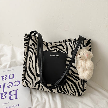 Autumn And Winter Women's New Trendy Net Red All-Match Tote Bag Niche Design Students Class Shoulder Bag