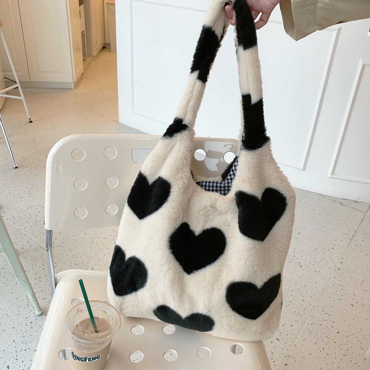 Autumn and Winter New Plush Love Tote Bag Women's One Shoulder Large Capacity Tank Top Bag ins Style Dual Use