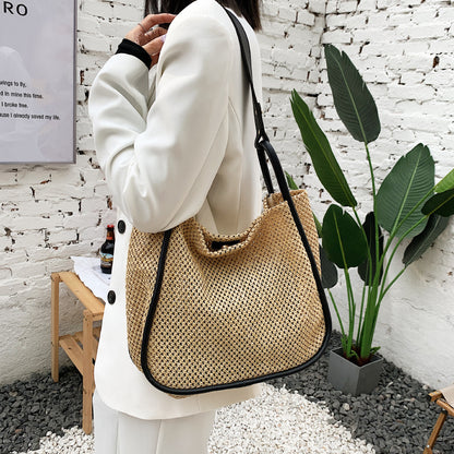 Large Capacity Portable Straw Woven Bag For Women's New Tote Personalized Color Contrast Summer Commuter Bag One Shoulder Woven Bag