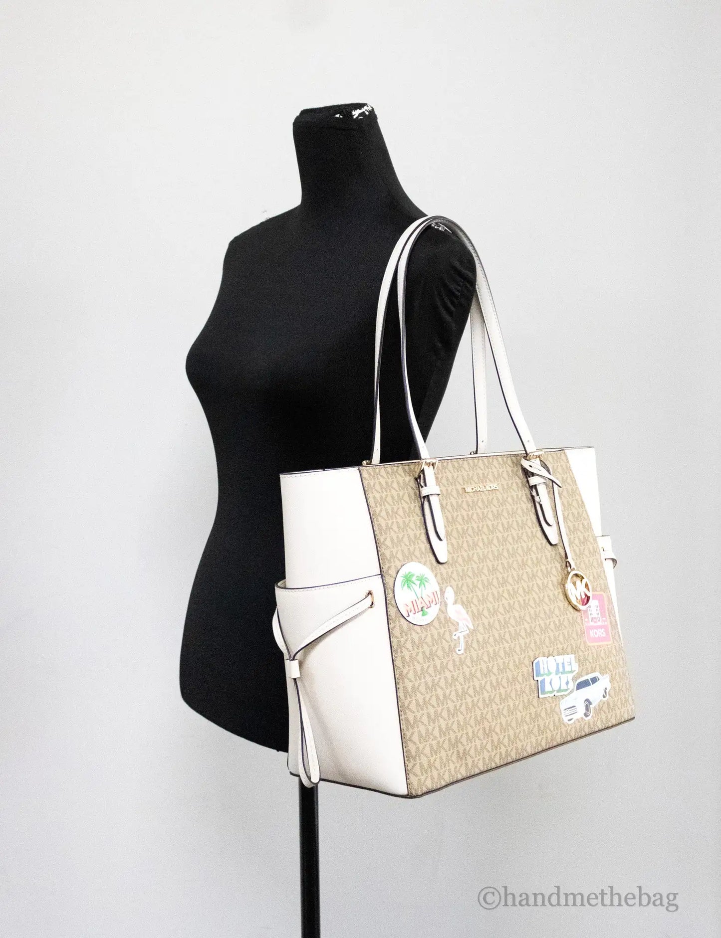 Michael Kors Gilly Large Travel Print Light Cream Tote